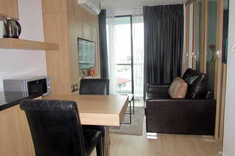 Condo in Pattaya, Thailand, 1 bedroom  № 45056 - photo 2