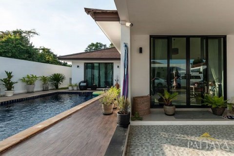 House in Pattaya, Thailand 3 bedrooms № 45472 - photo 4