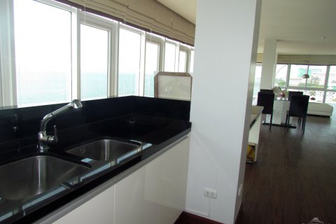 Condo on Jomtien Beach, Pattaya, Thailand, 2 bedrooms  № 45286 - photo 15