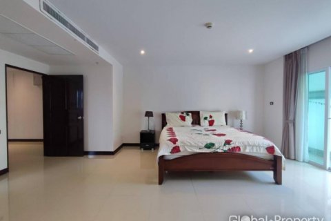 Condo in Pattaya, Thailand, 2 bedrooms  № 46220 - photo 7