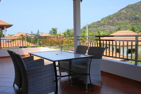 Villa in Hua Hin, Thailand 3 bedrooms № 46223 - photo 25