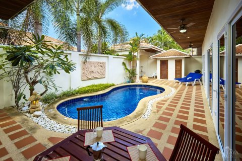 House in Pattaya, Thailand 2 bedrooms № 45525 - photo 1