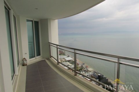 Condo on Jomtien Beach, Pattaya, Thailand, 3 bedrooms  № 45077 - photo 18