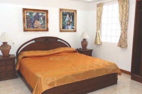 Condo on Jomtien Beach, Pattaya, Thailand, 2 bedrooms  № 45153 - photo 2