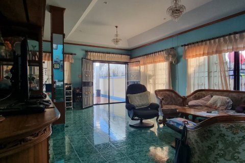 House in Sattahip, Thailand 5 bedrooms № 46186 - photo 3