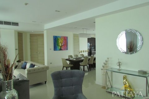 Condo on Jomtien Beach, Pattaya, Thailand, 3 bedrooms  № 45077 - photo 6