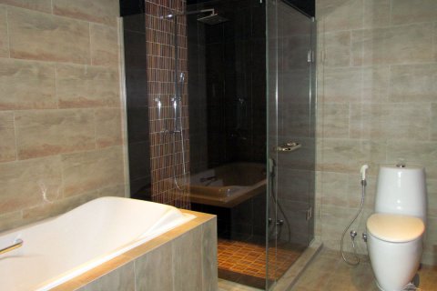 Condo on Jomtien Beach, Pattaya, Thailand, 2 bedrooms  № 45413 - photo 16