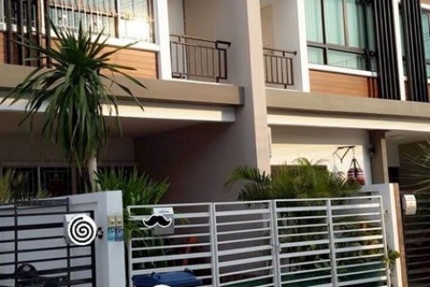 House in Pattaya, Thailand 2 bedrooms № 45521 - photo 1