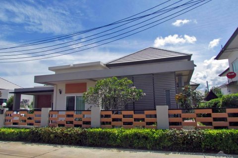 House in Pattaya, Thailand 3 bedrooms № 45462 - photo 18