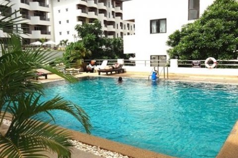 Condo on Jomtien Beach, Pattaya, Thailand, 2 bedrooms  № 45153 - photo 1