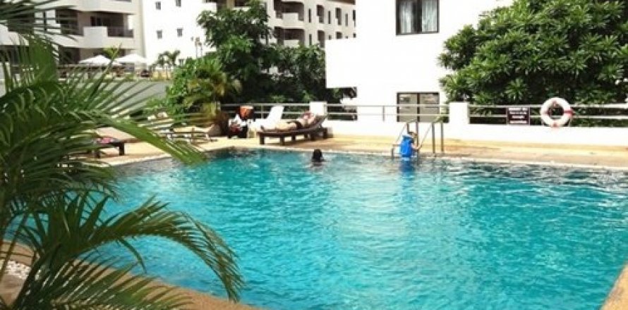 Condo on Jomtien Beach, Pattaya, Thailand, 2 bedrooms  № 45153