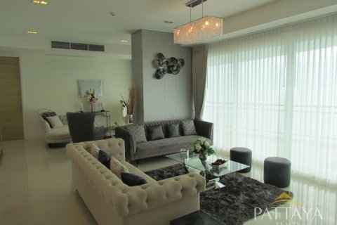 Condo on Jomtien Beach, Pattaya, Thailand, 3 bedrooms  № 45077 - photo 1