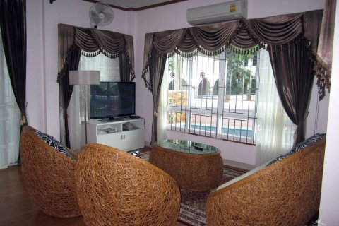House on Jomtien Beach, Pattaya, Thailand 5 bedrooms № 45502 - photo 4