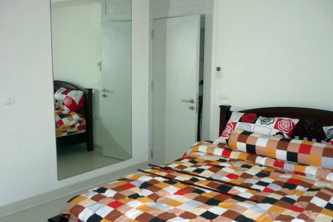 Condo in Pattaya, Thailand, 1 bedroom  № 45319 - photo 4