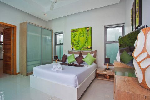 Villa on Nai Harn Beach, Thailand 3 bedrooms № 44817 - photo 14