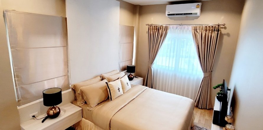 House in Pattaya, Thailand 3 bedrooms № 45490