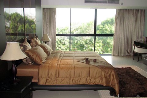 Condo on Jomtien Beach, Pattaya, Thailand, 2 bedrooms  № 45413 - photo 18