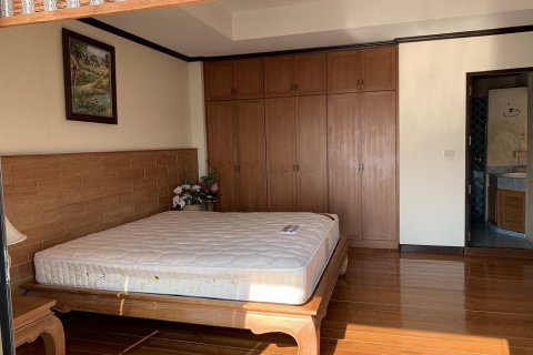 Condo in Pattaya, Thailand, 3 bedrooms  № 45179 - photo 7