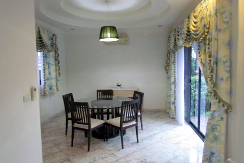 House in Pattaya, Thailand 4 bedrooms № 45430 - photo 18