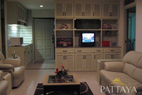 Condo in Pattaya, Thailand, 1 bedroom  № 45076 - photo 3