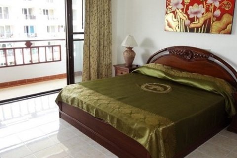 Condo on Jomtien Beach, Pattaya, Thailand, 2 bedrooms  № 45153 - photo 23