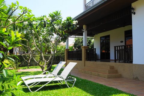 Villa in Hua Hin, Thailand 3 bedrooms № 46223 - photo 12