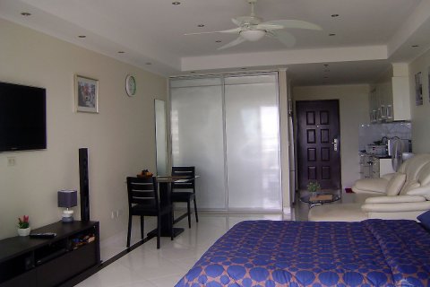 Studio in the Condo on Jomtien Beach, Pattaya, Thailand  № 45017 - photo 4