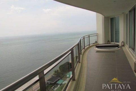Condo on Jomtien Beach, Pattaya, Thailand, 3 bedrooms  № 45077 - photo 19