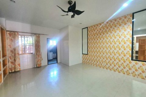 House in Bang Lamung, Thailand 3 bedrooms № 46196 - photo 15