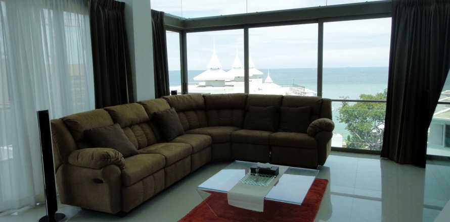 Condo in Pattaya, Thailand, 4 bedrooms  № 45303