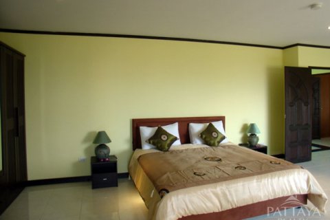 Condo in Pattaya, Thailand, 2 bedrooms  № 45252 - photo 9