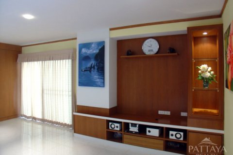 Condo in Pattaya, Thailand, 2 bedrooms  № 45252 - photo 13