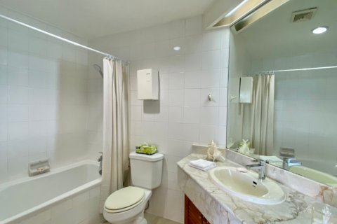 Condo in Pattaya, Thailand, 3 bedrooms  № 45391 - photo 27