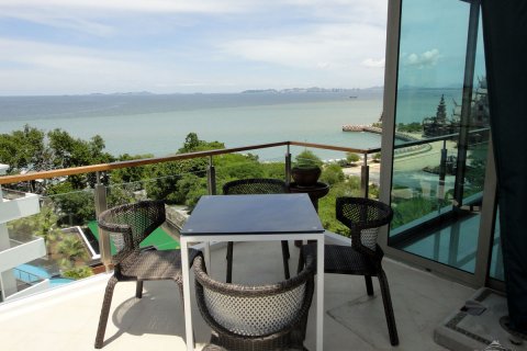 Condo in Pattaya, Thailand, 4 bedrooms  № 45303 - photo 9