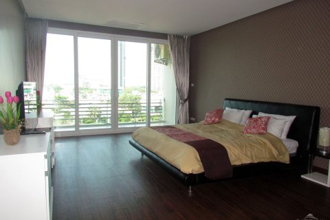 Condo on Jomtien Beach, Pattaya, Thailand, 2 bedrooms  № 45286 - photo 2