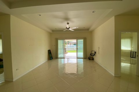 House in Pattaya, Thailand 3 bedrooms № 45486 - photo 4