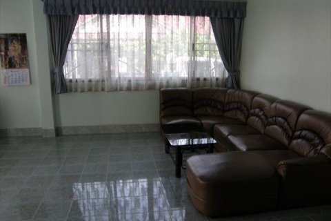 House in Pattaya, Thailand 2 bedrooms № 45535 - photo 1