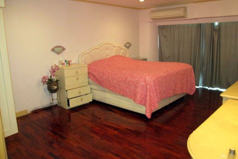 Condo in Pattaya, Thailand, 3 bedrooms  № 45284 - photo 7