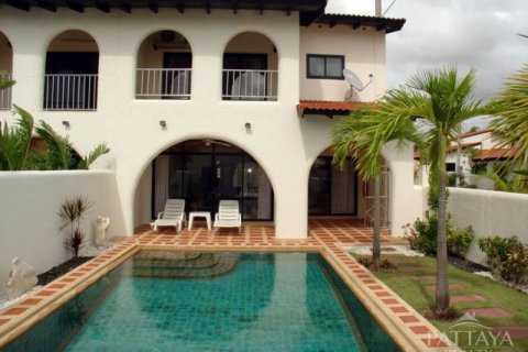 House in Pattaya, Thailand 3 bedrooms № 45548 - photo 9