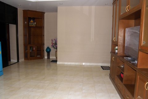 House in Pattaya, Thailand 3 bedrooms № 45560 - photo 12