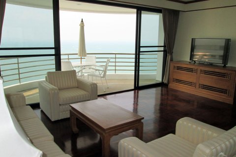 Condo in Pattaya, Thailand, 3 bedrooms  № 45417 - photo 9