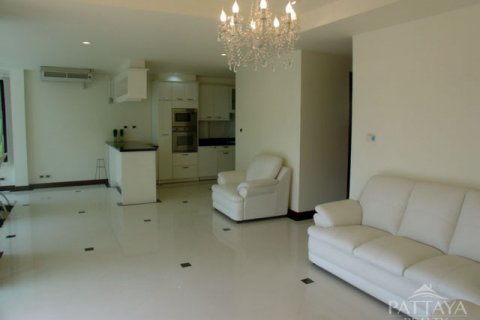 House in Pattaya, Thailand 3 bedrooms № 45515 - photo 6