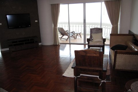 Condo in Pattaya, Thailand, 3 bedrooms  № 45412 - photo 9