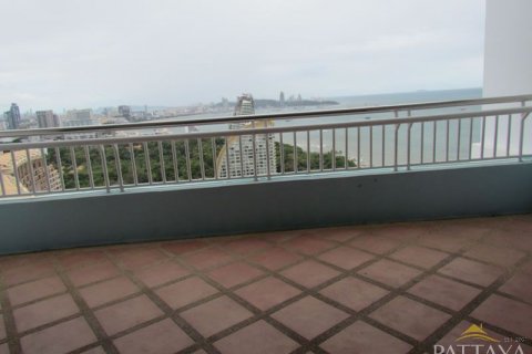 Condo in Pattaya, Thailand, 4 bedrooms  № 45245 - photo 8