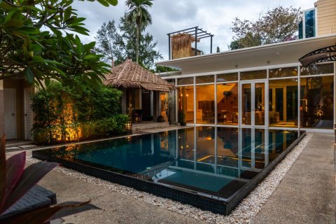 Villa in Mai Khao, Thailand 4 bedrooms № 34432 - photo 2