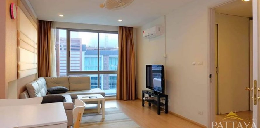 Condo in Pattaya, Thailand, 2 bedrooms  № 45234