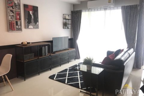 Condo in Pattaya, Thailand, 1 bedroom  № 45082 - photo 1