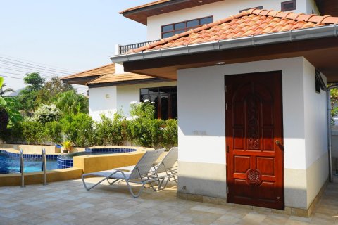 Villa in Hua Hin, Thailand 3 bedrooms № 46210 - photo 4
