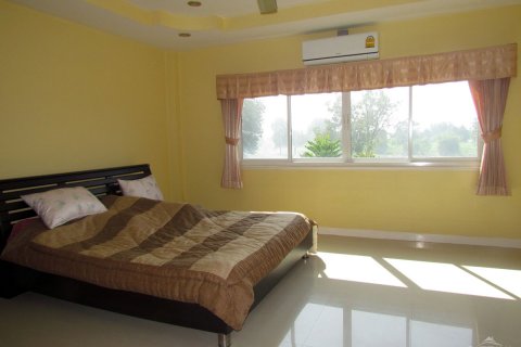 House in Pattaya, Thailand 4 bedrooms № 45500 - photo 18