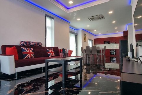 House in Bang Lamung, Thailand 4 bedrooms № 45880 - photo 2